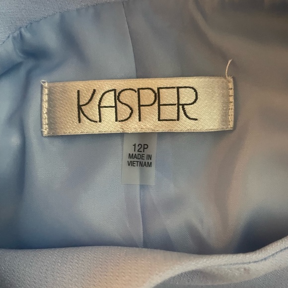 Blazer - Picture 2 of 3